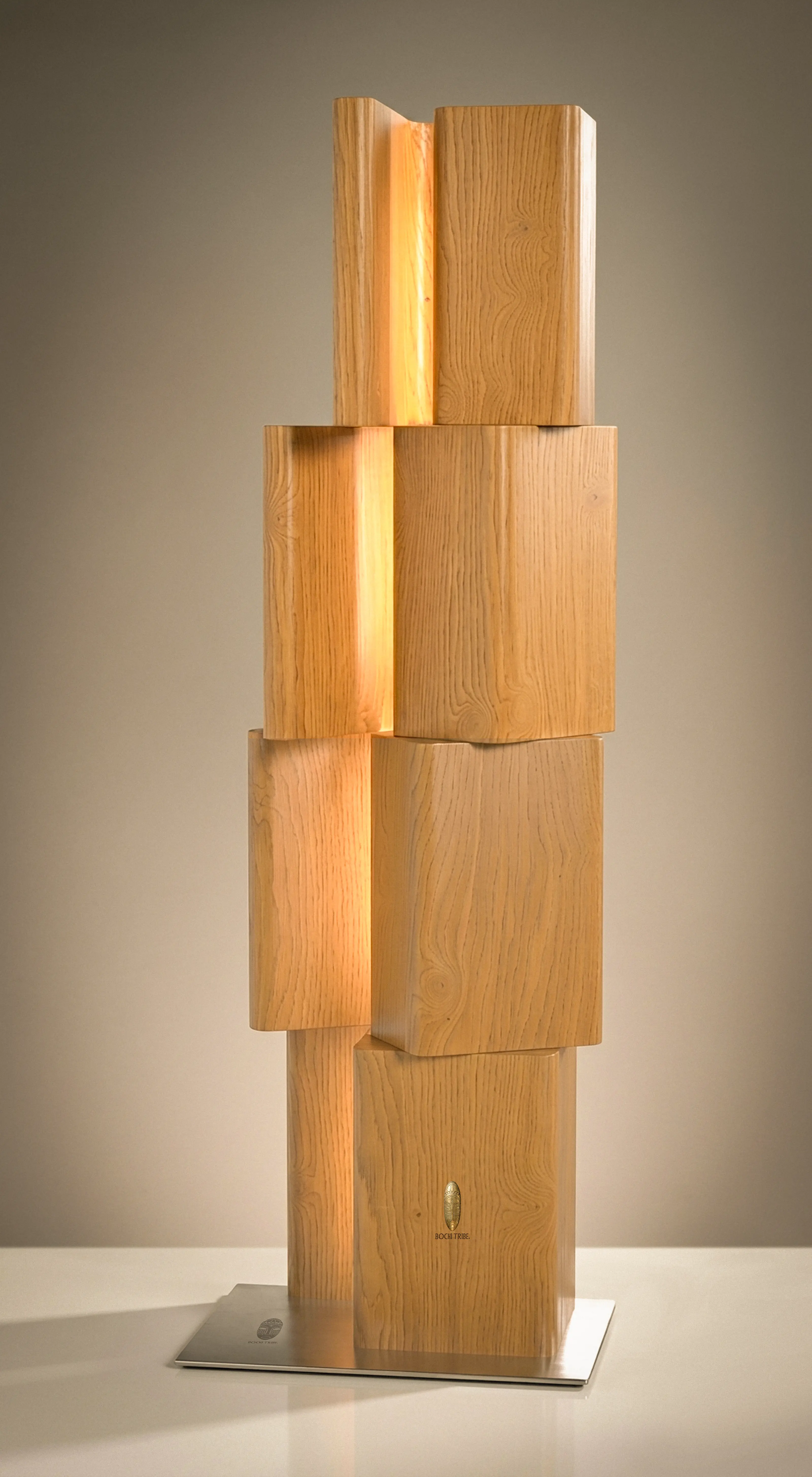 STRATA F8 detail 2